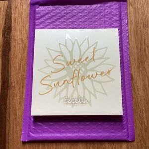 BeBella Cosmetics Sweet Sunflower 16-Shade Eyeshadow • Custom Listing
